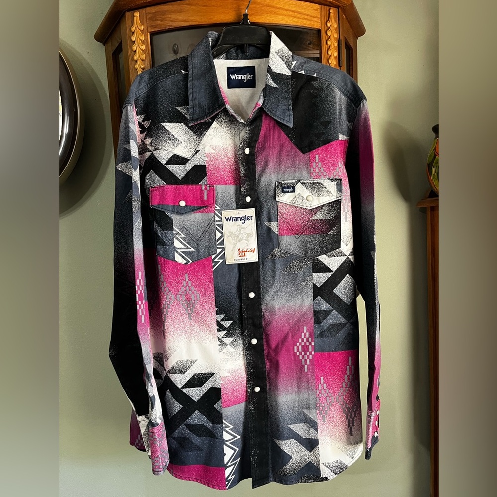 NWT Wrangler Cowboy Cut Southwestern Rodeo Western Pearl Snap Shirt Large